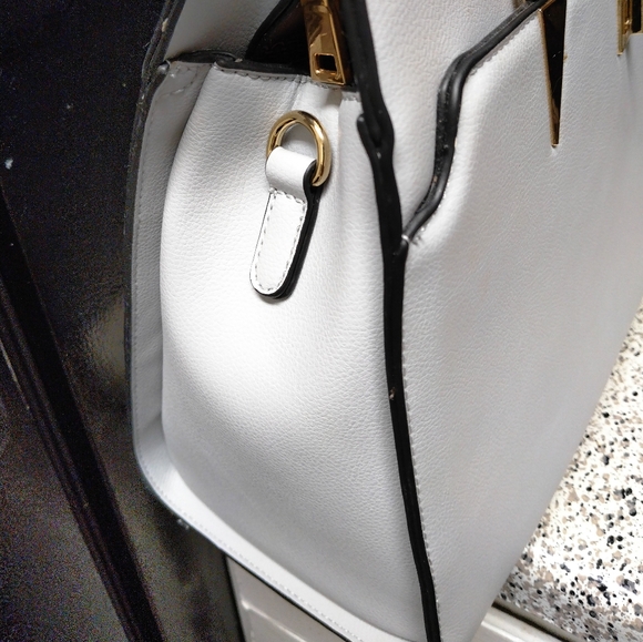 Bag - Picture 6 of 6